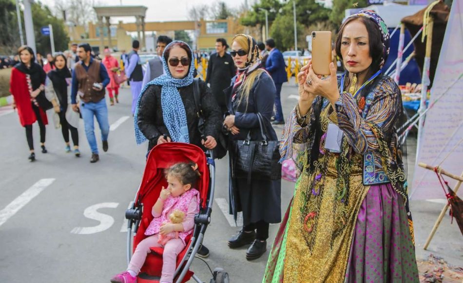 تصاویری دیدنی از زندگی رنگارنگ عشایر ایران