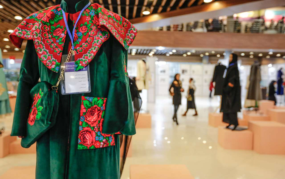 تصاویر/ جشنواره مد و لباس ایرانی