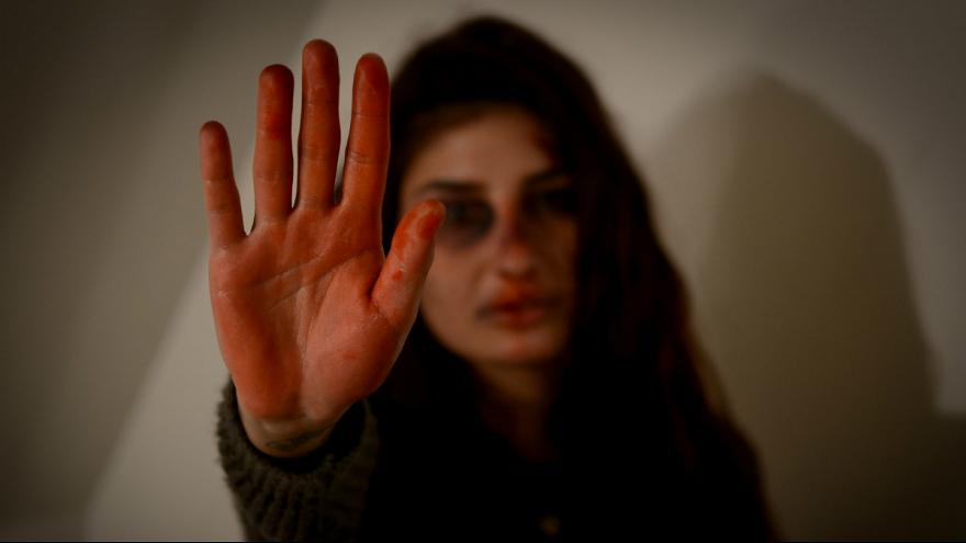 واکنش فعالان حوزه اجتماعی به تبلیغ کتک زدن زن در رسانه ملی