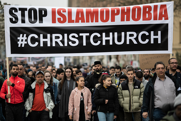 (تصاویر) اعتراض مسلمانان آلمان به حادثه تروریستی