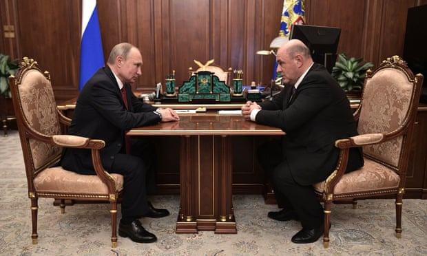 دستان پوتین بر روی اهرم قدرت روسیه/ رئیس جمهوری که دوست دارد همیشه رهبر باشد