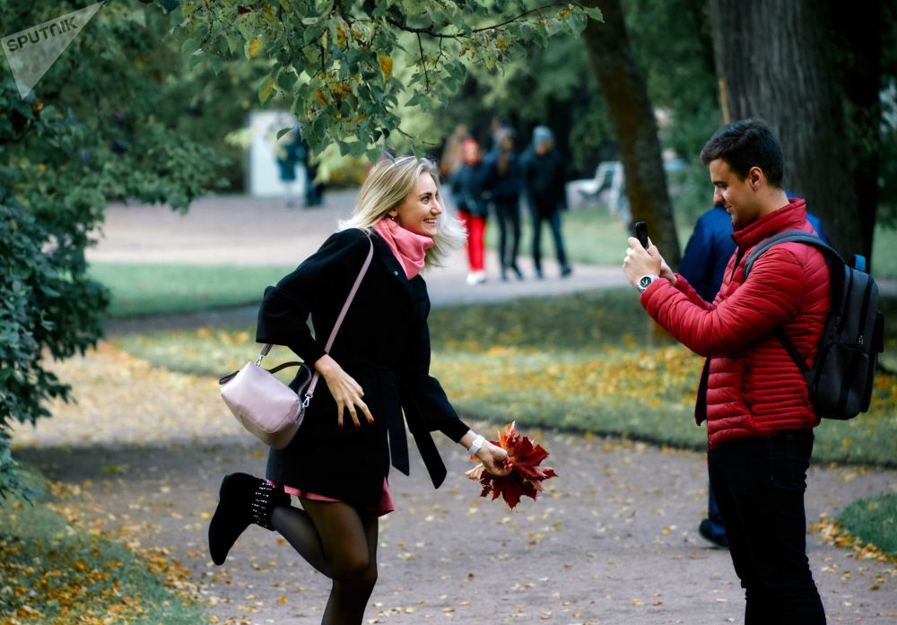 تصاویر زیبا و عاشقانه پایییز در سن‌پیترزبورگ